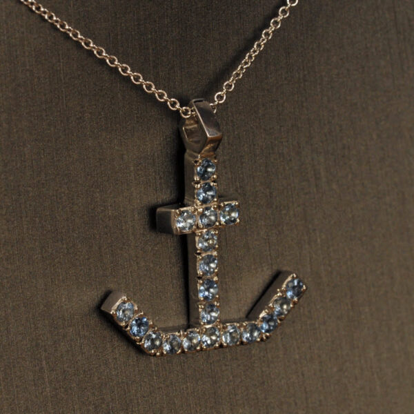 Platinum aquamarine anchor pendant with chain