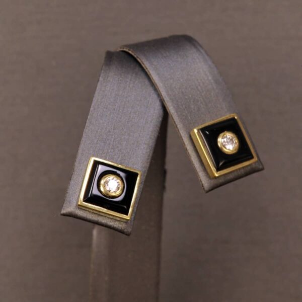 Diamond and onyx domino 1 spot earrings, 18K yellow gold, NEW