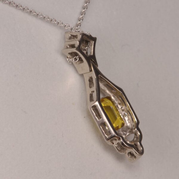 Yellow sapphire and diamond pendant, Cajuel deco style, MINT