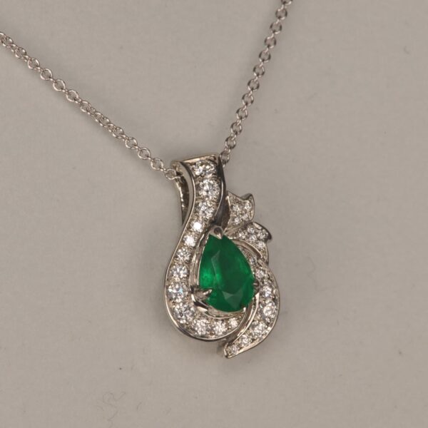 Emerald and diamond drop pendant with chain, stunning and brand new