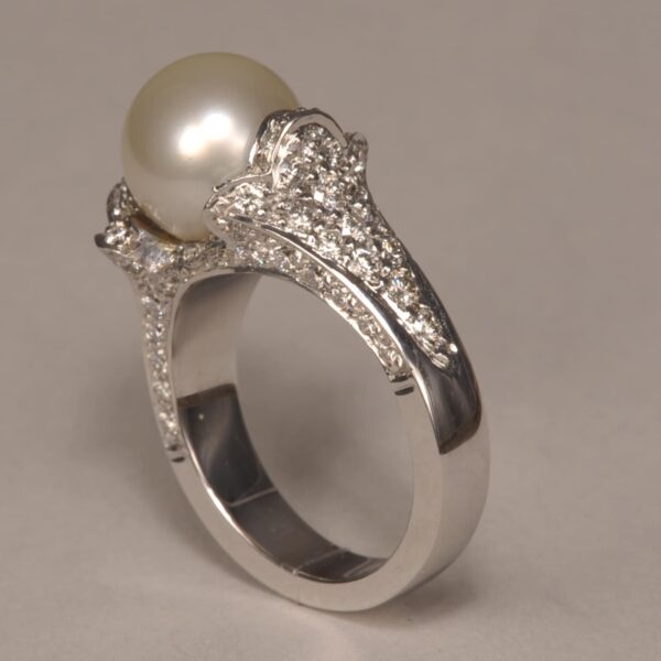 Natural Pearl and diamond ring, Handmade and very fine