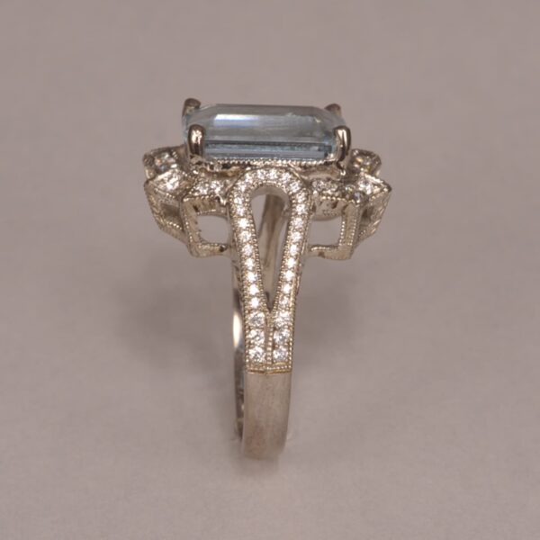 Significant aquamarine and diamond ring, classic beauty