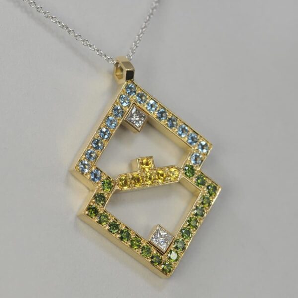 14k yellow gold geometric ''Yellow Submarine'' gemstone pendant with chain