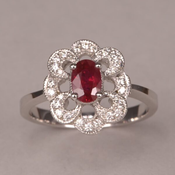 Very Fine ruby and diamond ring, flower motif, handmade