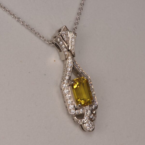 Yellow sapphire and diamond pendant, Cajuel deco style, MINT