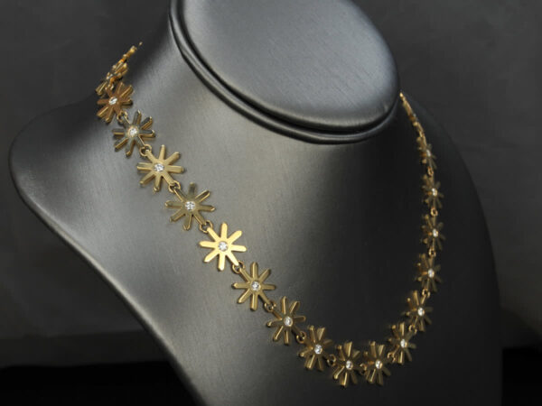 Diamond snowflake necklace, neck piece, starflake solid gold