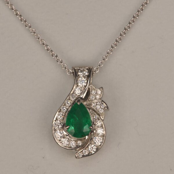 Emerald and diamond drop pendant with chain, stunning and brand new