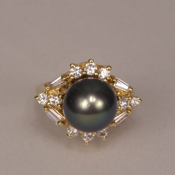 Tahitian black pearl and diamond ring, deep luster