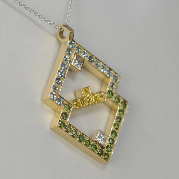 14k yellow gold geometric ''Yellow Submarine'' gemstone pendant with chain