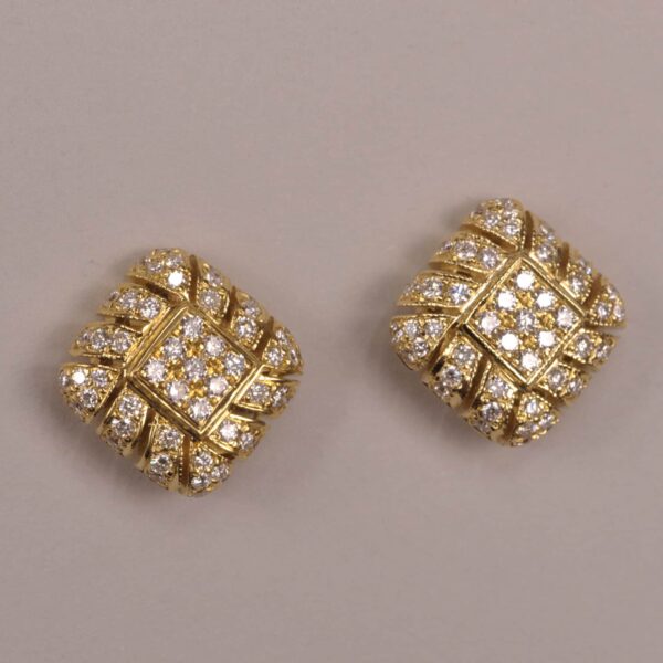 18K yellow gold and diamond earrings, weave design