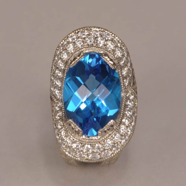 Stunning design, bue topaz and diamond ring, NEW