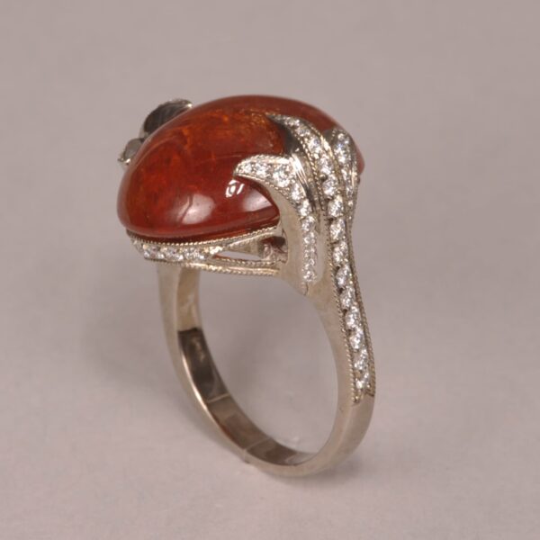 Cabochon spessartite and diamond ring, rare and special piece