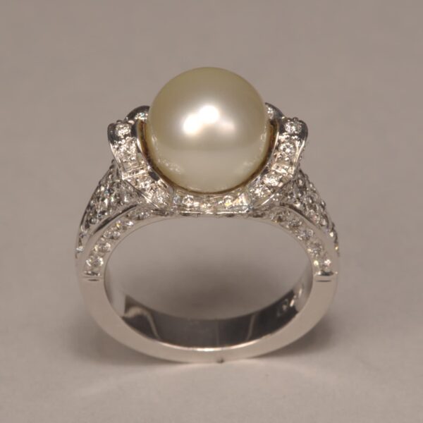 Natural Pearl and diamond ring, Handmade and very fine