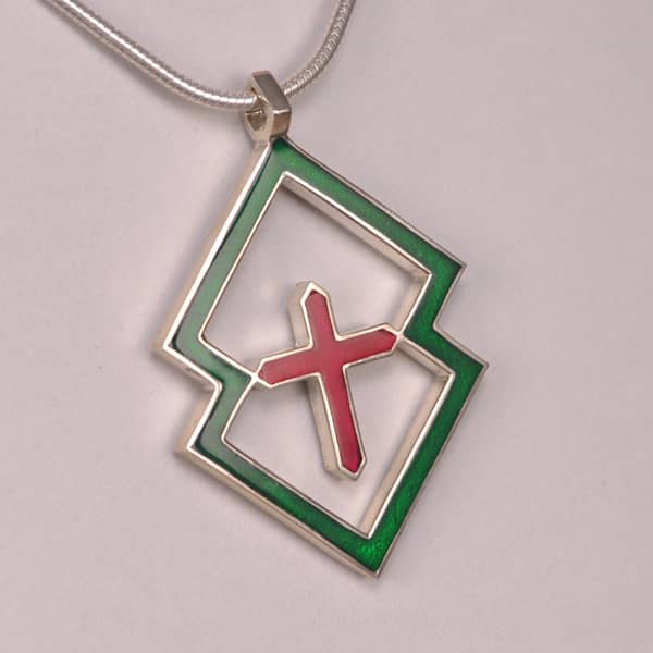 Geometric silver cross / crucifix pendant with chain