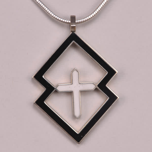 Geometric silver cross / crucifix pendant with chain