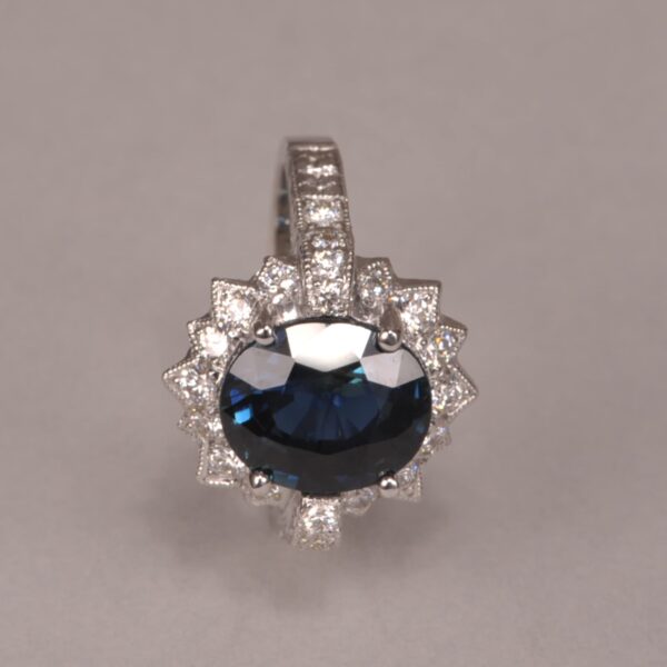 Very Fine Blue sapphire and diamond ring, brand new