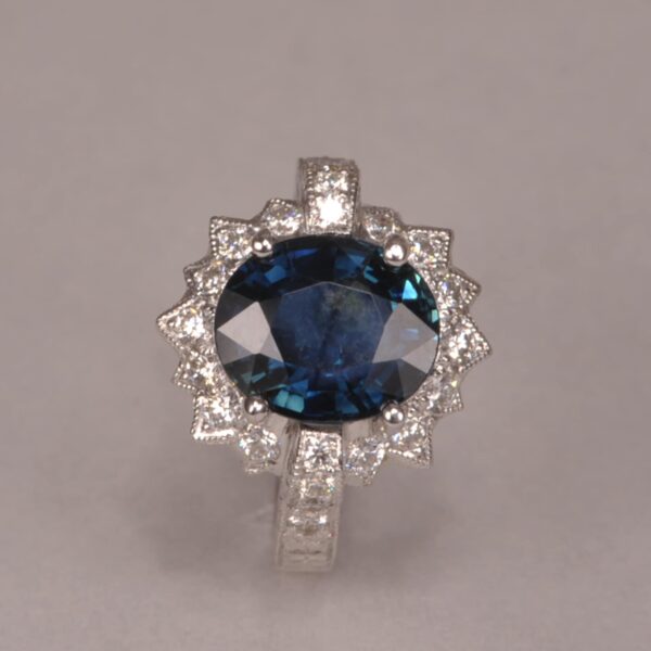 Very Fine Blue sapphire and diamond ring, brand new