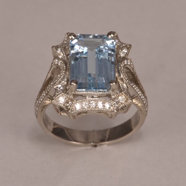 Significant aquamarine and diamond ring, classic beauty