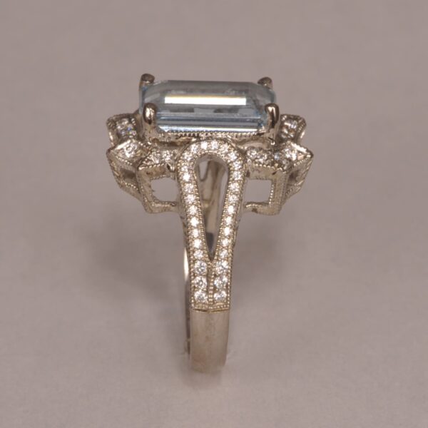 Significant aquamarine and diamond ring, classic beauty