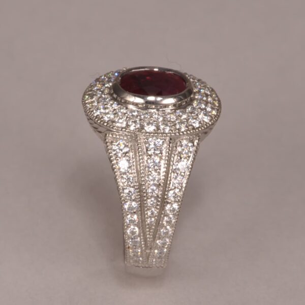 Impressive ruby and diamond ring, wonderfully crafted in the USA