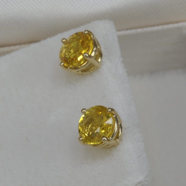 Lemon yellow sapphire stud earrings, 14K gold, new